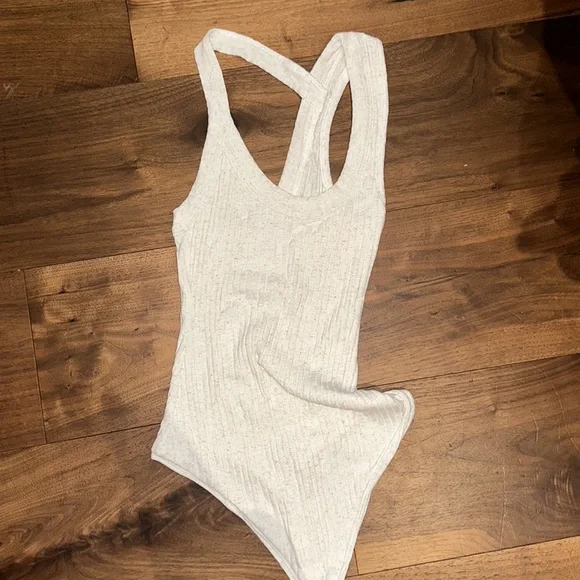 NWOT ALIX Nyc Ribbed Oat Sleeveless Bodysuit XS - Picture 1 of 6